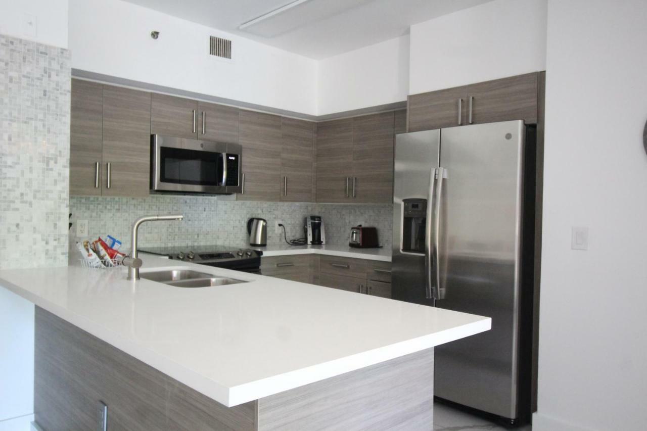 Yacht Club At Aventura 2 Bed 2 Bath Luxurius Cozy Brand New Apartamento Exterior foto