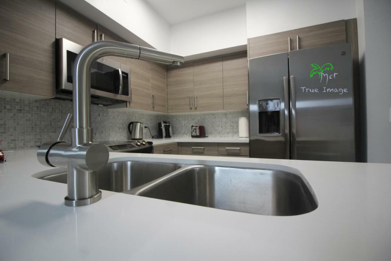 Yacht Club At Aventura 2 Bed 2 Bath Luxurius Cozy Brand New Apartamento Exterior foto