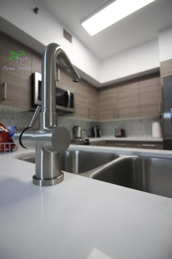 Yacht Club At Aventura 2 Bed 2 Bath Luxurius Cozy Brand New Apartamento Exterior foto