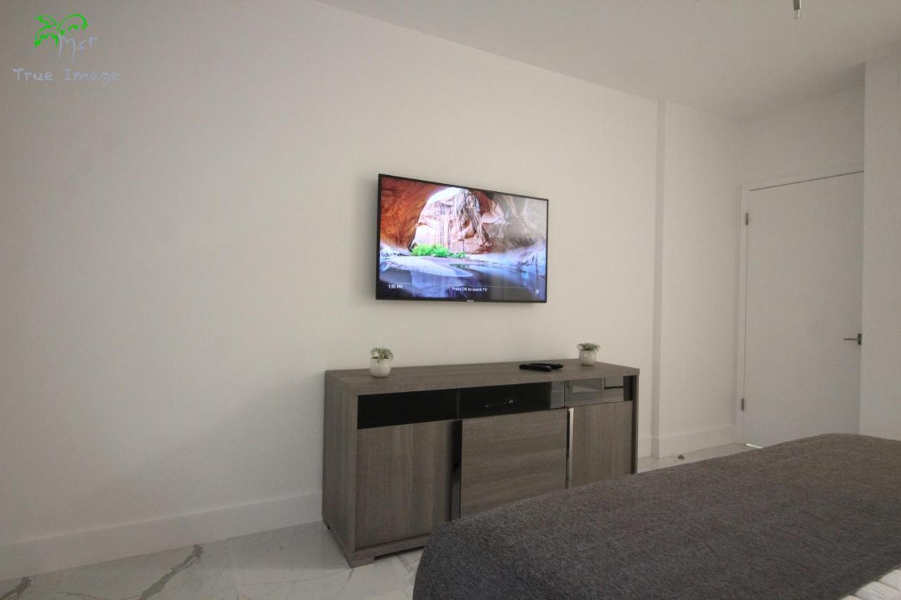 Yacht Club At Aventura 2 Bed 2 Bath Luxurius Cozy Brand New Apartamento Exterior foto